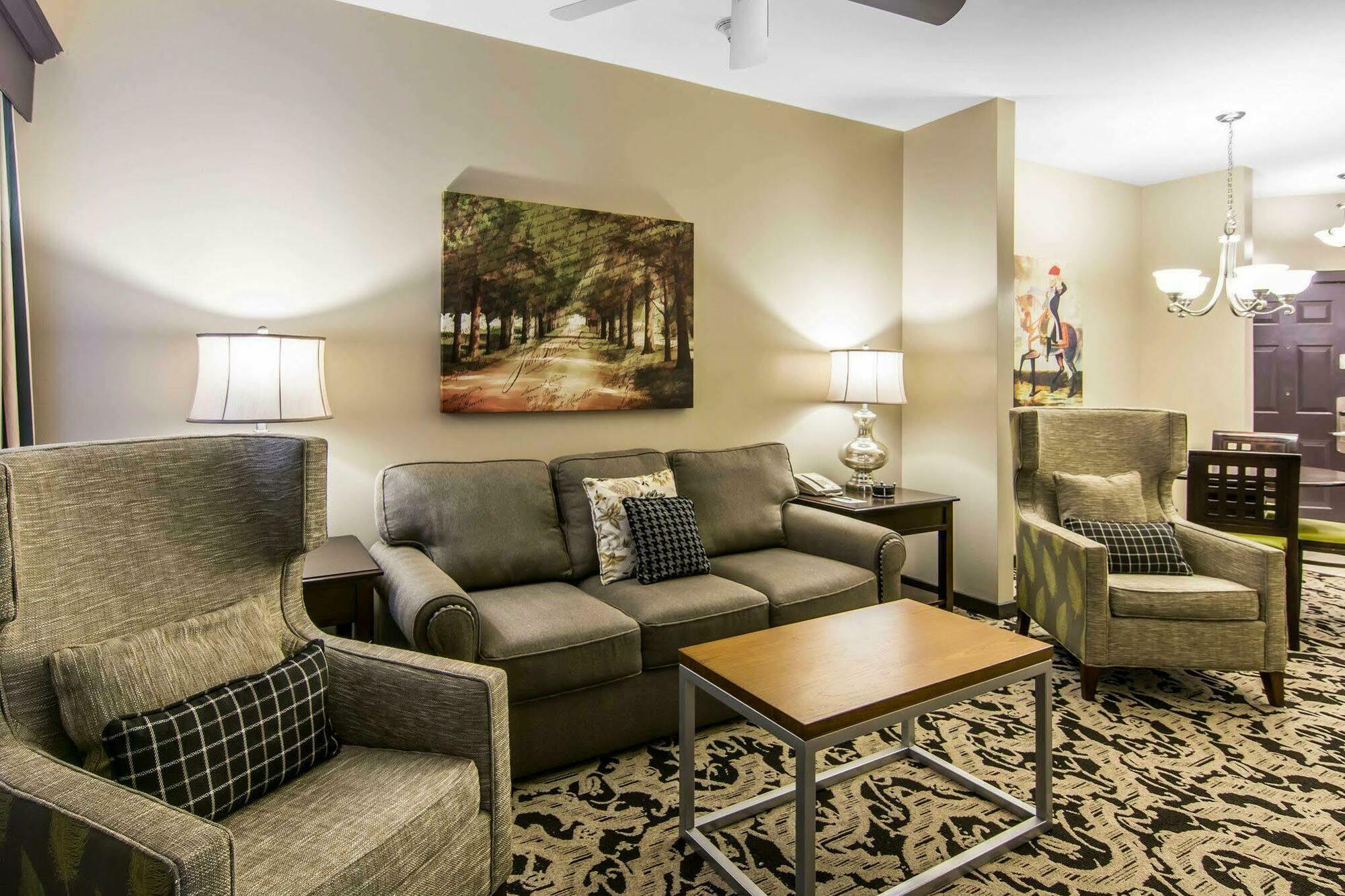 บลูกรีน พาร์คไซด์ วิลเลียมส์เบิร์ก แอสเซนด์ รีสอร์ต คอลเลคชั่น Hotel ภายนอก รูปภาพ